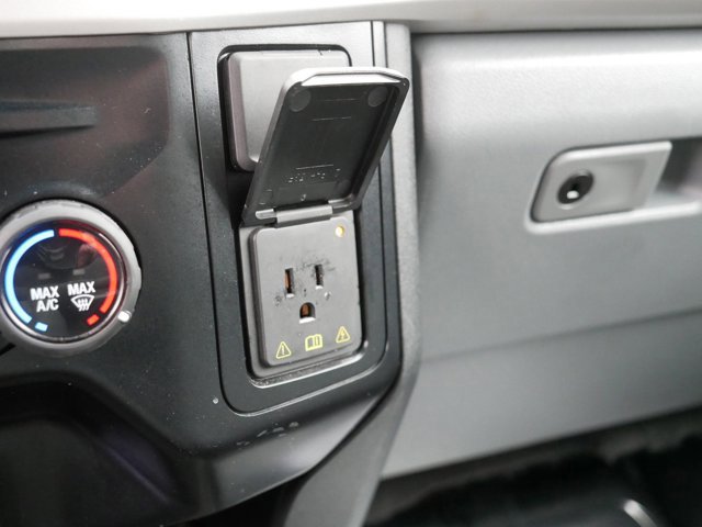 Certified 2024 Ford F250 XLT image 28