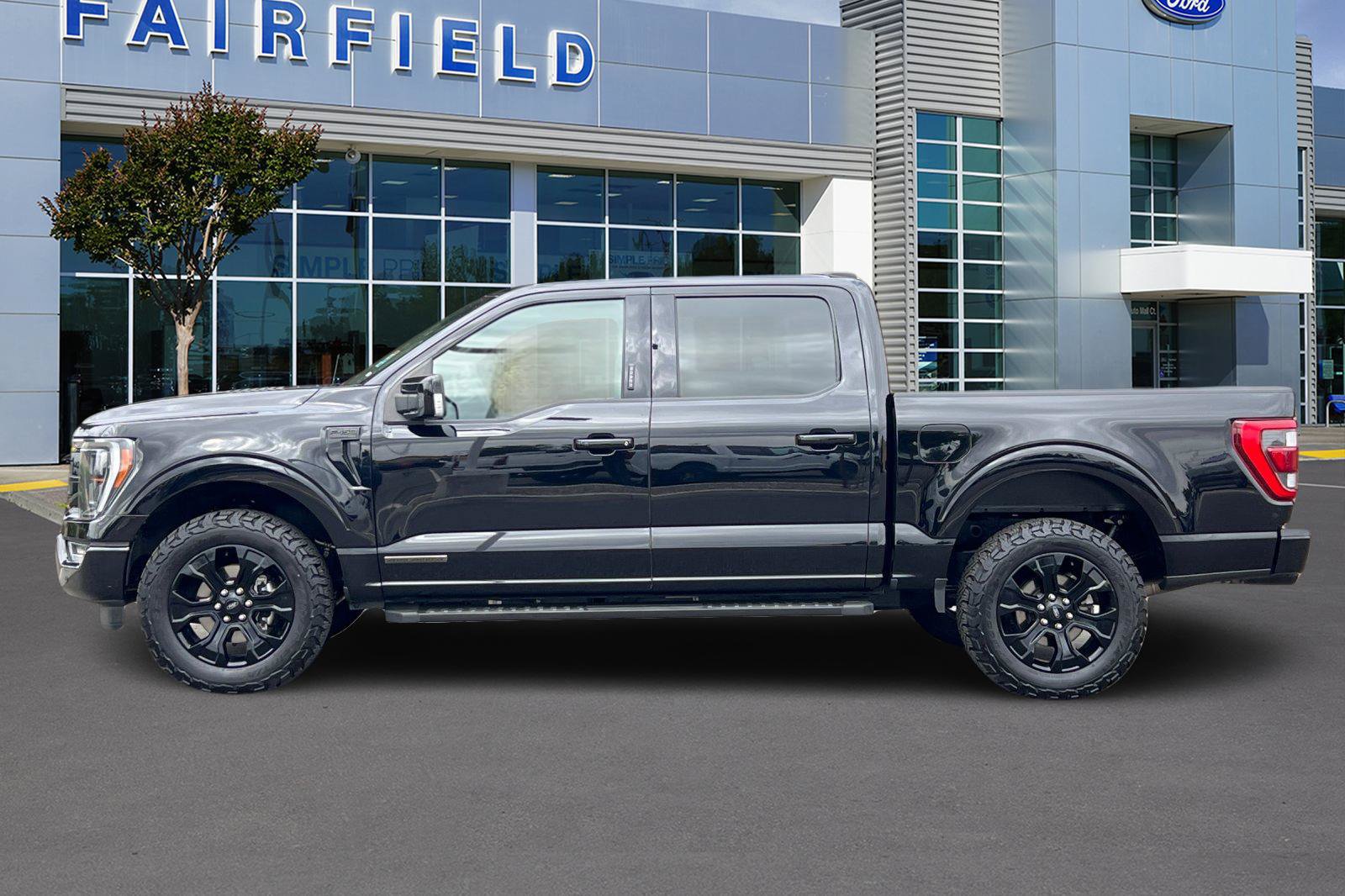 Certified 2023 Ford F150 Lariat w/ Equipment Group 502A High AWD/4WD image 11