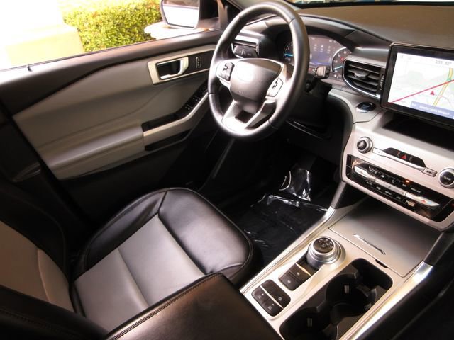 Certified 2023 Ford Explorer XLT w/ Equipment Group 202A image 23