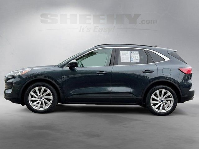 Certified 2022 Ford Escape Titanium w/ Titanium Elite Package AWD/4WD image 16