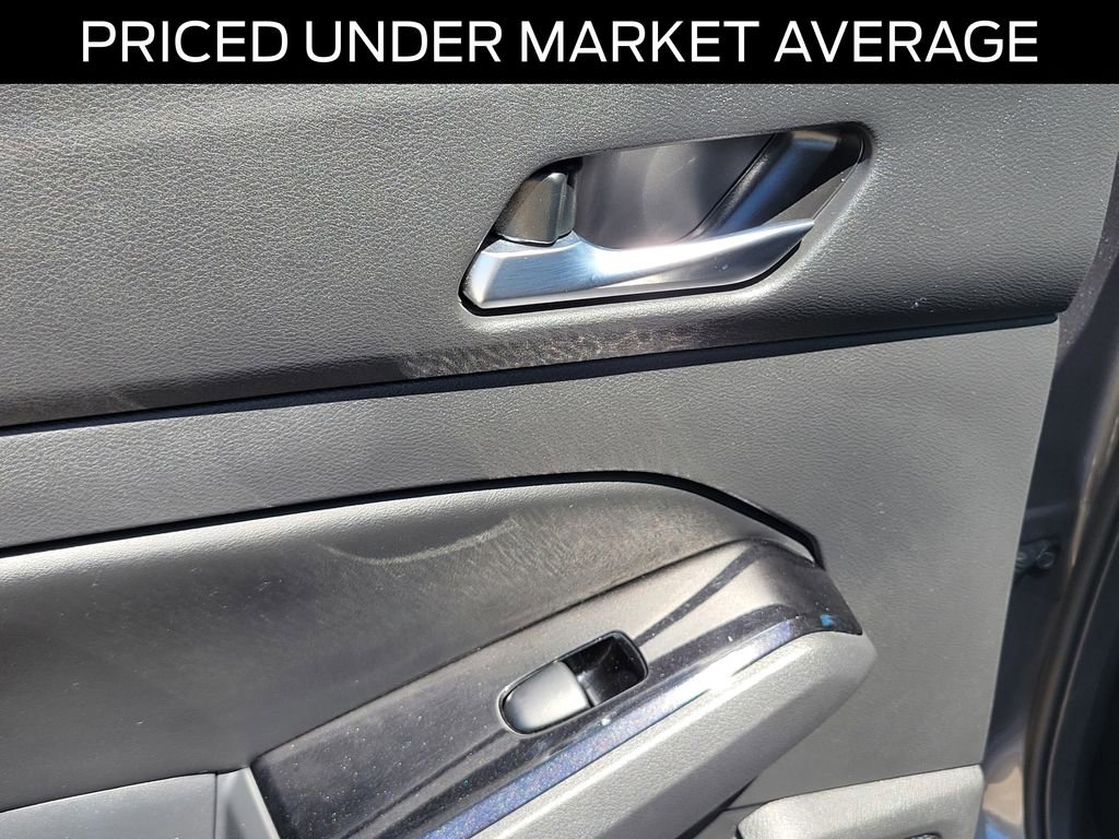 Used 2024 Nissan Altima 2.5 SR FWD image 13