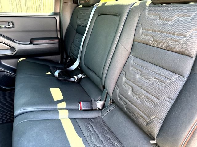 Used 2023 Nissan Frontier PRO-4X w/ Technology Package AWD/4WD image 23