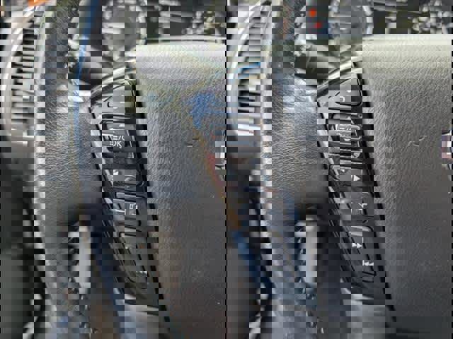 Used 2021 Nissan Armada SL w/ Captain's Chairs Package image 7