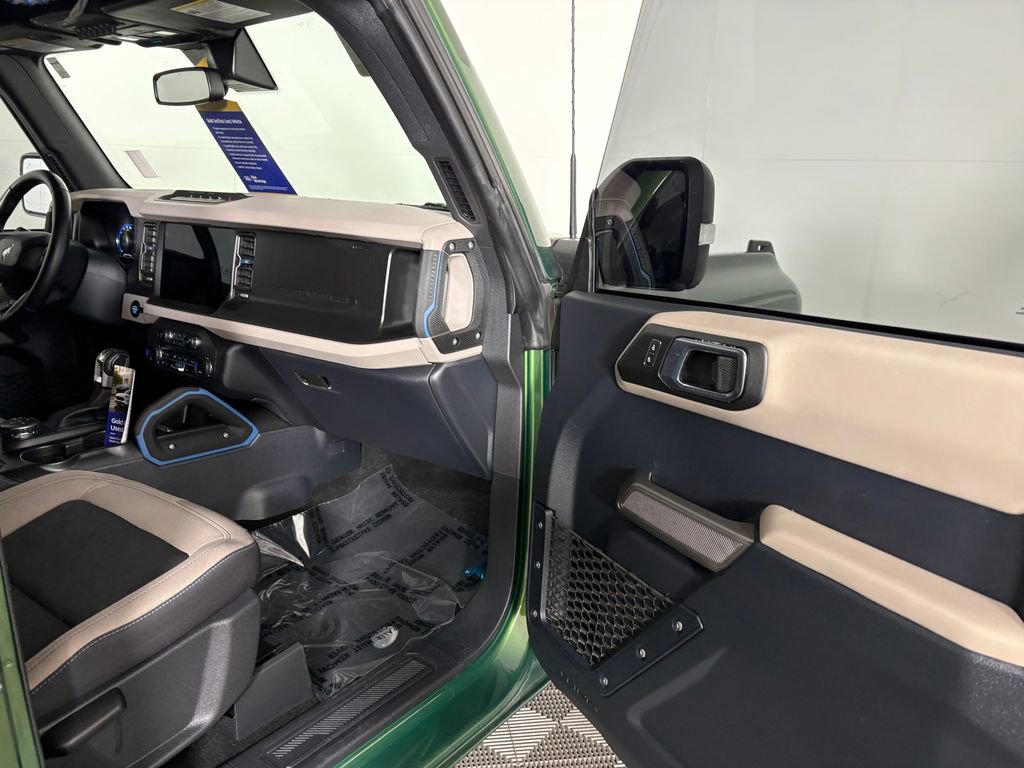 Certified 2023 Ford Bronco Wildtrak AWD/4WD image 33