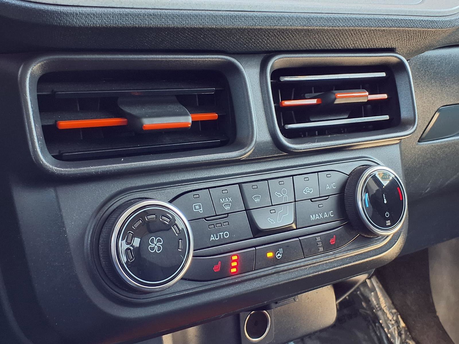 Certified 2023 Ford Maverick XLT w/ Equipment Group 300A Standard AWD/4WD image 15