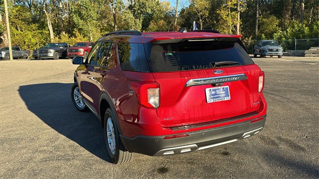 Certified 2023 Ford Explorer XLT w/ Equipment Group 202A image 3