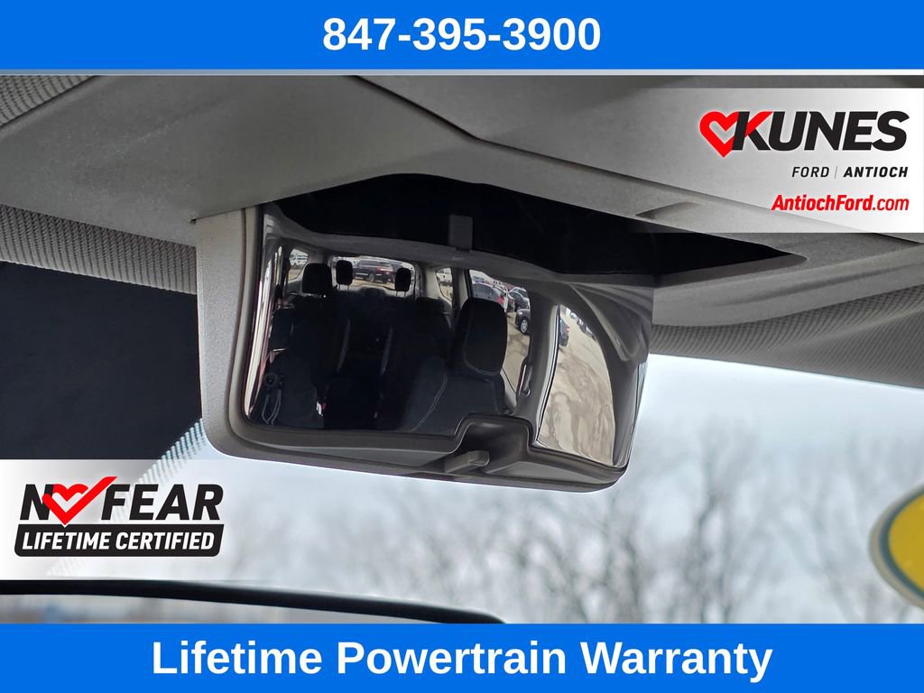 Used 2022 Chrysler Voyager LX FWD image 57