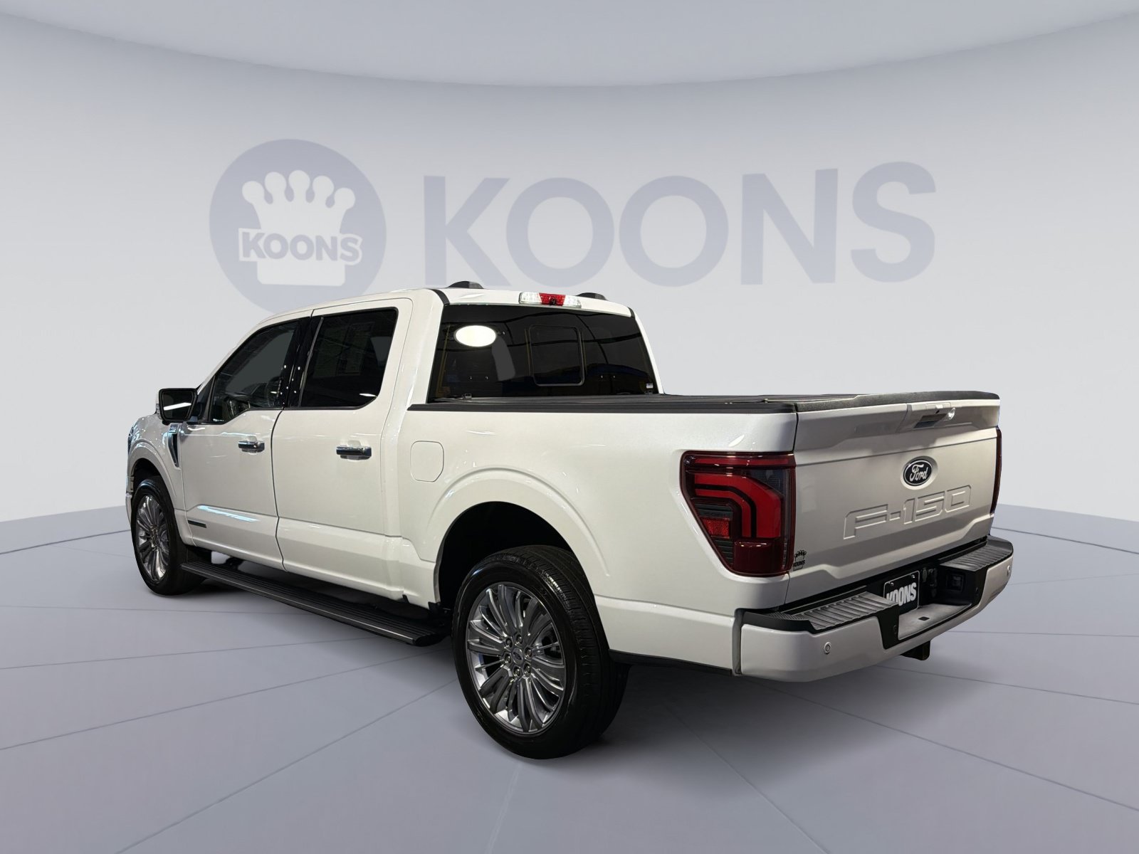 Certified 2024 Ford F150 Platinum w/ Equipment Group 703A Plus AWD/4WD image 4