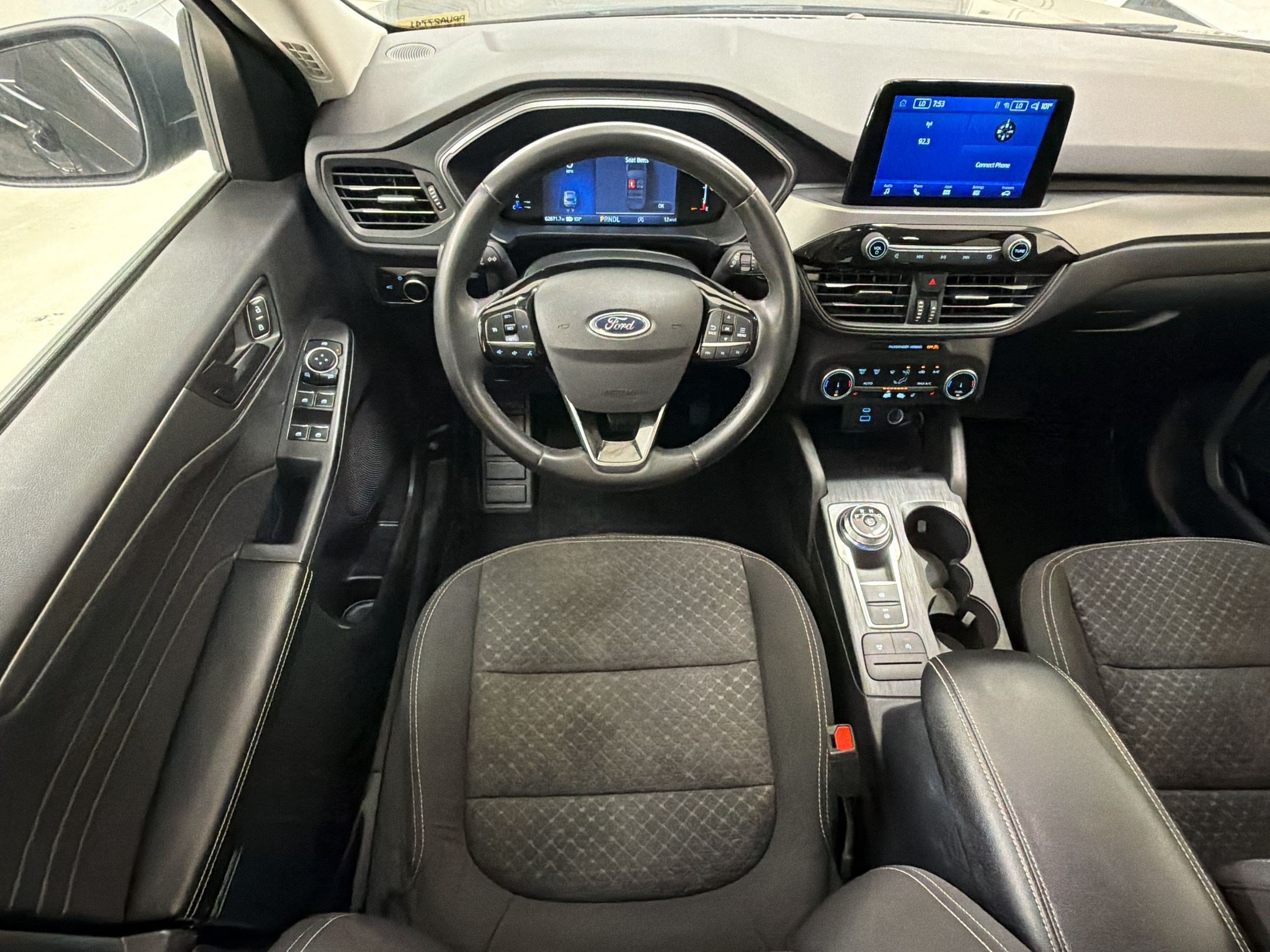Certified 2023 Ford Escape Active AWD/4WD image 29