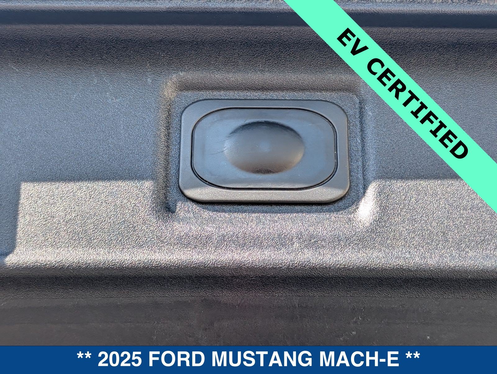 Certified 2025 Ford Mustang Mach-E Select w/ Comfort Package Lite RWD image 15