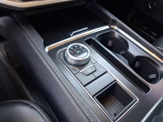 Certified 2024 Ford Expedition XLT RWD image 19