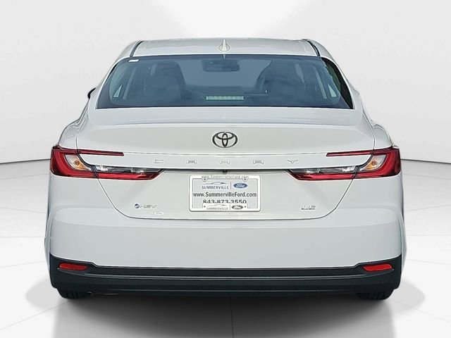 Used 2025 Toyota Camry LE FWD image 4