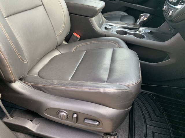 Used 2021 Chevrolet Traverse Premier w/ Redline Edition AWD/4WD image 21
