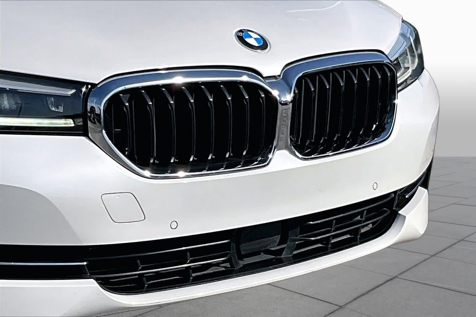 Used 2022 BMW 530i w/ Executive Package RWD image 26