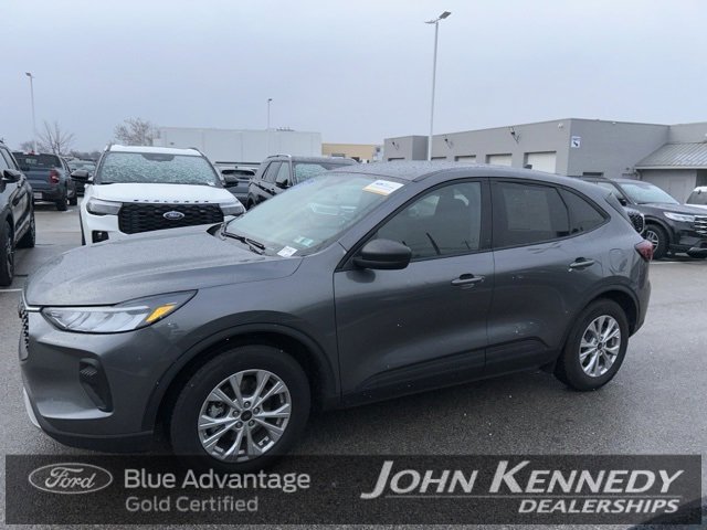 Certified 2025 Ford Escape Active w/ Cold Weather Package image 2