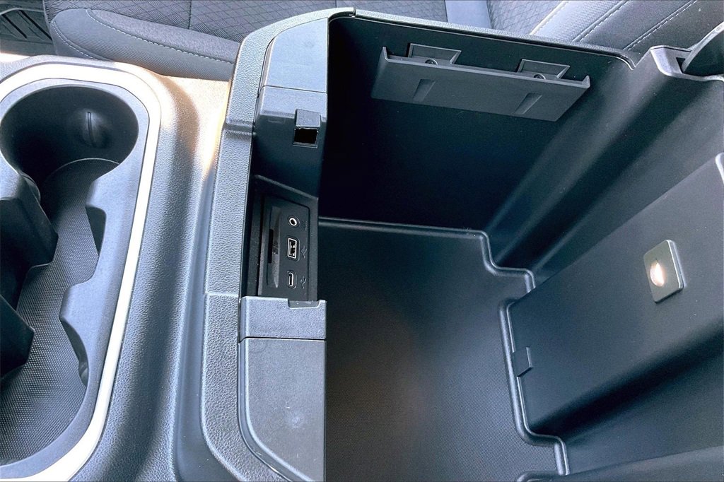 Used 2021 Chevrolet Silverado 1500 LT Trail Boss w/ Convenience Package II image 24