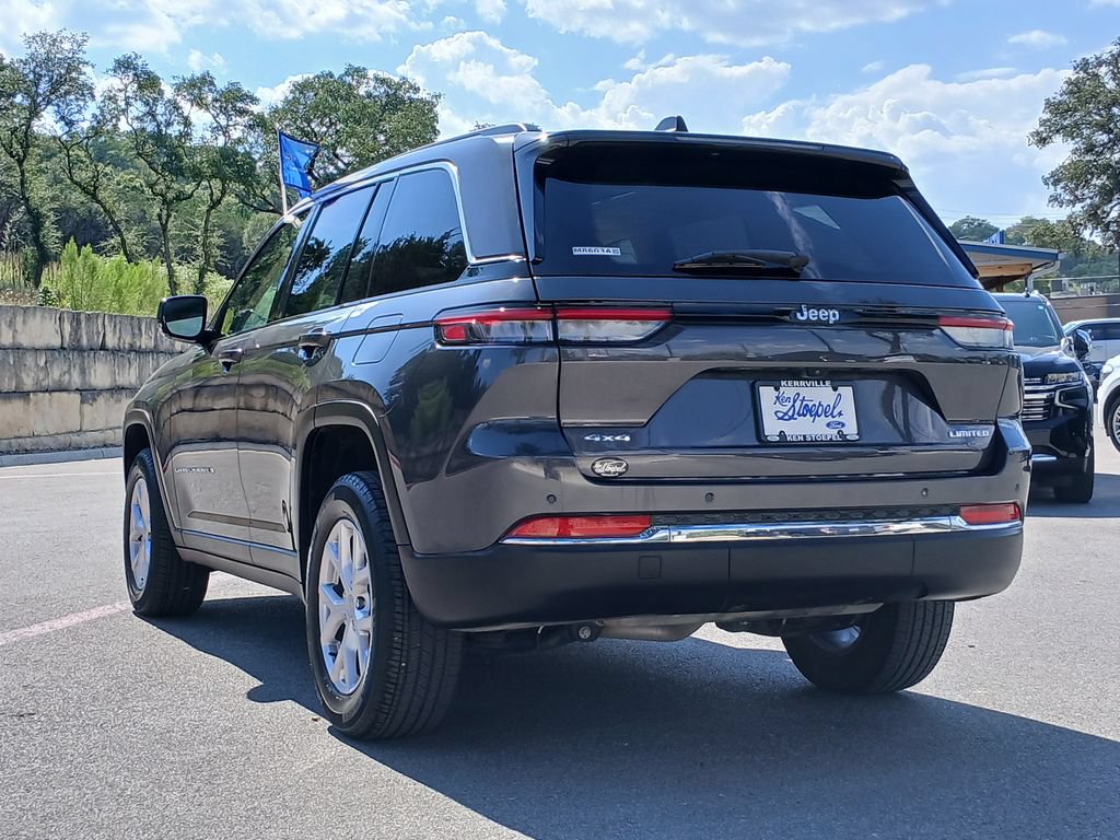 Used 2022 Jeep Grand Cherokee Limited AWD/4WD image 5
