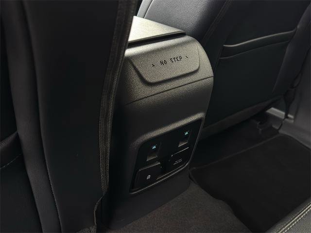 Certified 2022 Ford Bronco Wildtrak image 16