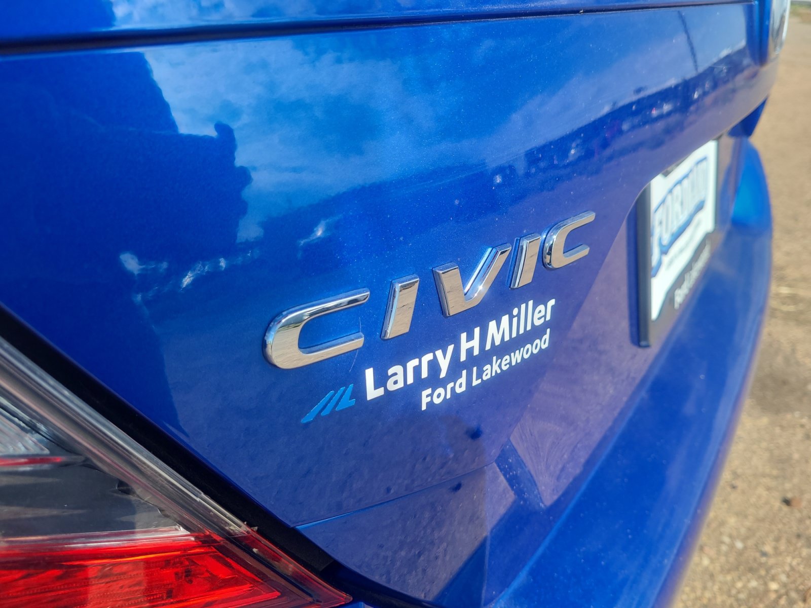 Used 2019 Honda Civic EX-L image 24