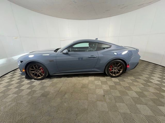 Certified 2025 Ford Mustang GT Premium image 2