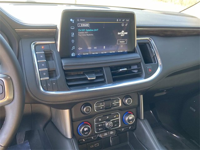 Used 2023 Chevrolet Suburban LT image 28