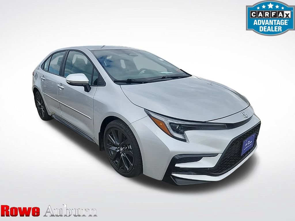 Used 2024 Toyota Corolla SE FWD image 1