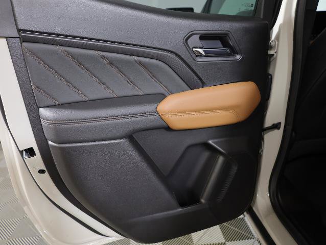 Used 2026 GMC Canyon AT4 w/ Technology Plus Package AWD/4WD image 34