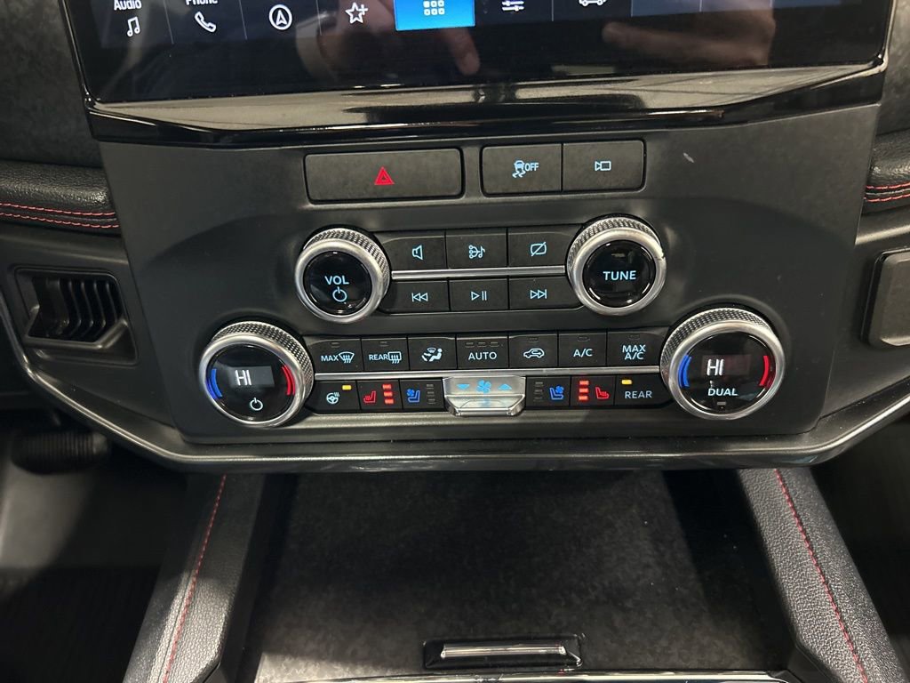 Certified 2022 Ford Expedition Limited image 26