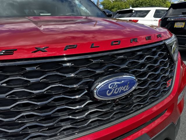 Certified 2023 Ford Explorer ST w/ Equipment Group 401A AWD/4WD image 10