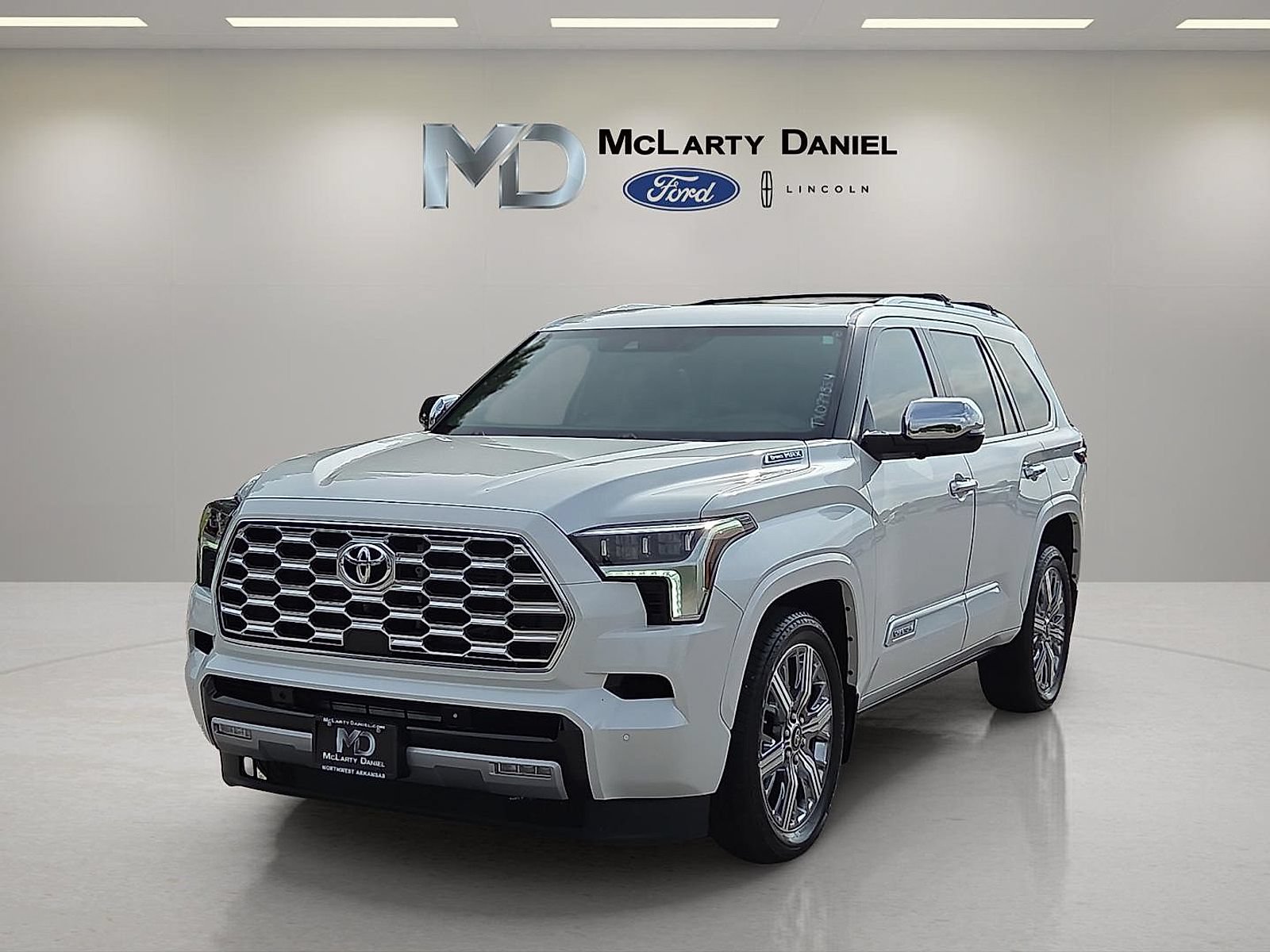 Used 2026 Toyota Sequoia Capstone AWD/4WD video 2