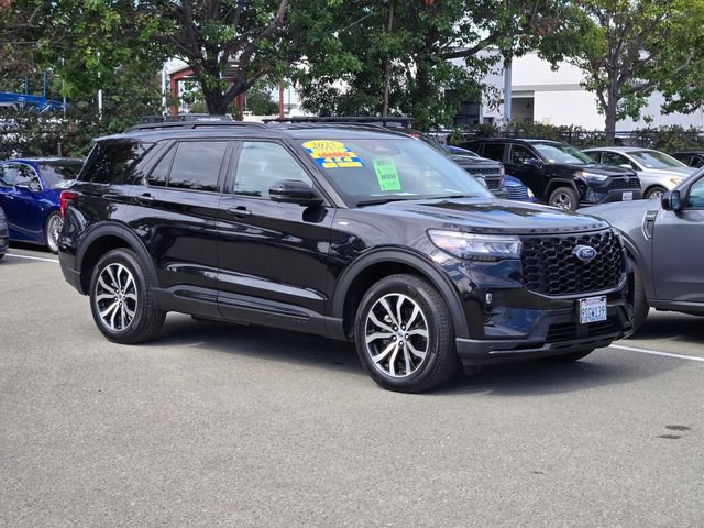 Certified 2025 Ford Explorer ST-Line AWD/4WD image 6