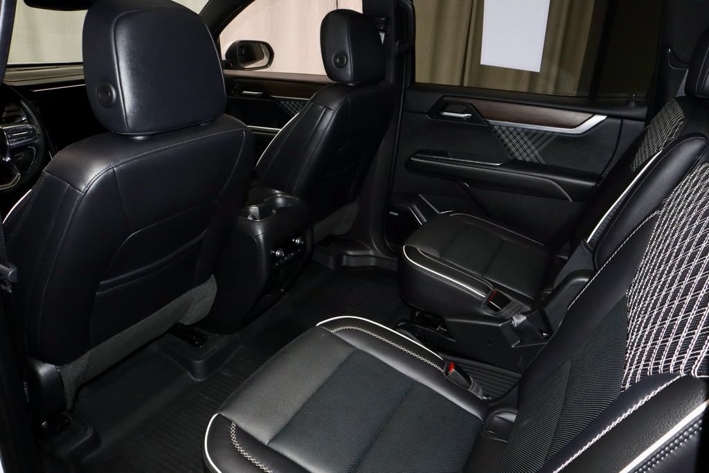 Used 2024 GMC Acadia Denali w/ LPO, Floor Liner Package FWD image 22