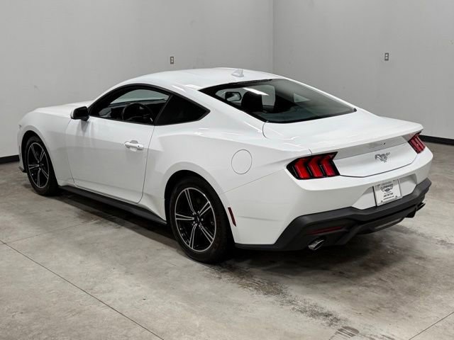 Certified 2024 Ford Mustang Coupe RWD image 9