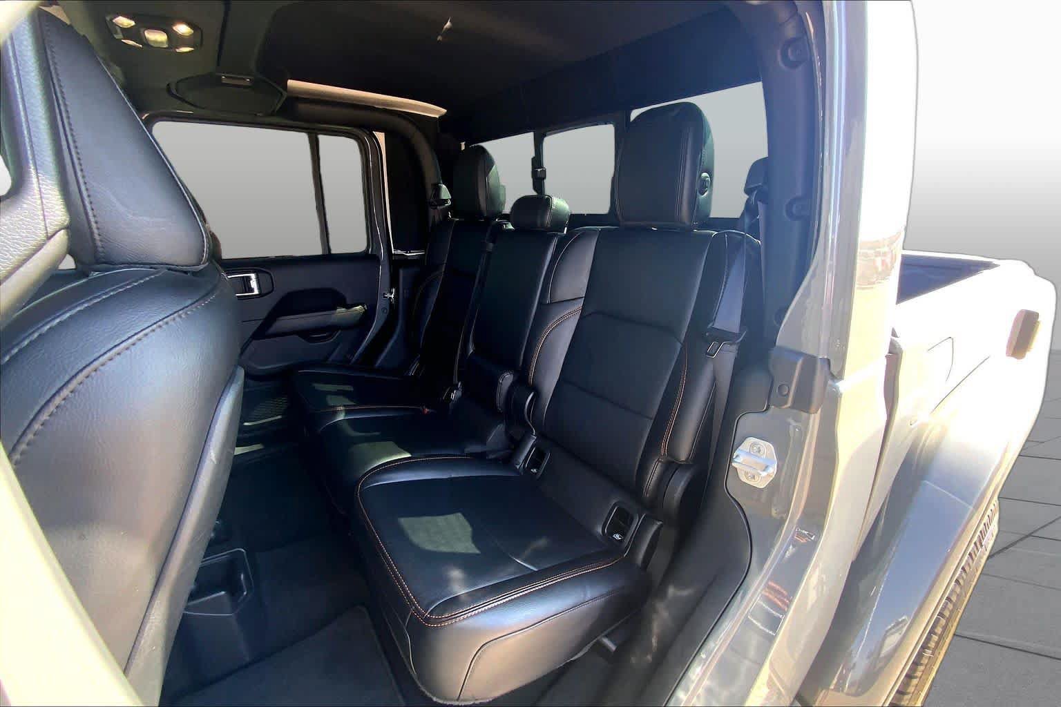 Used 2023 Jeep Gladiator Mojave w/ LED Lighting Group AWD/4WD image 21