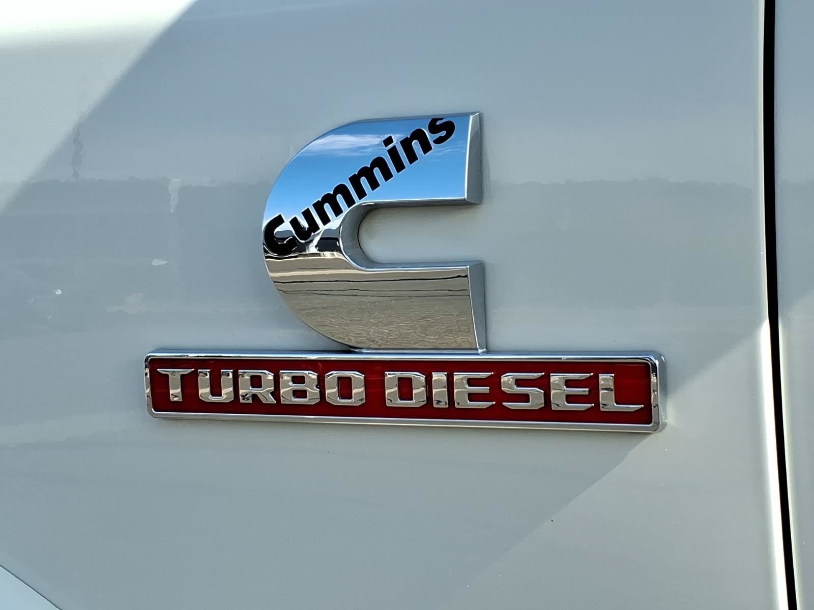 Used 2024 RAM 3500 Limited w/ Towing Technology Group AWD/4WD image 12