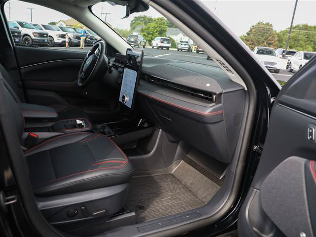 Certified 2025 Ford Mustang Mach-E Premium w/ Sport Appearance Package AWD/4WD image 32