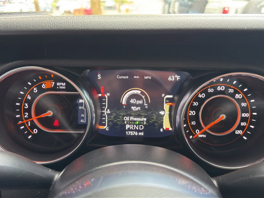 Used 2020 Jeep Wrangler Unlimited Sahara AWD/4WD image 25