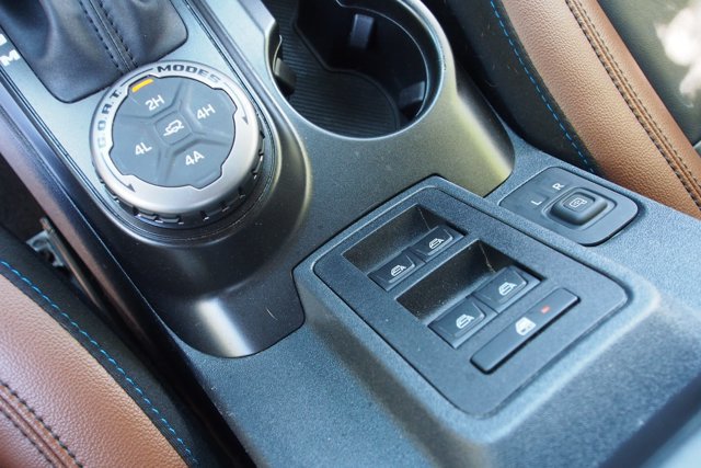 Certified 2023 Ford Bronco Outer Banks AWD/4WD image 25