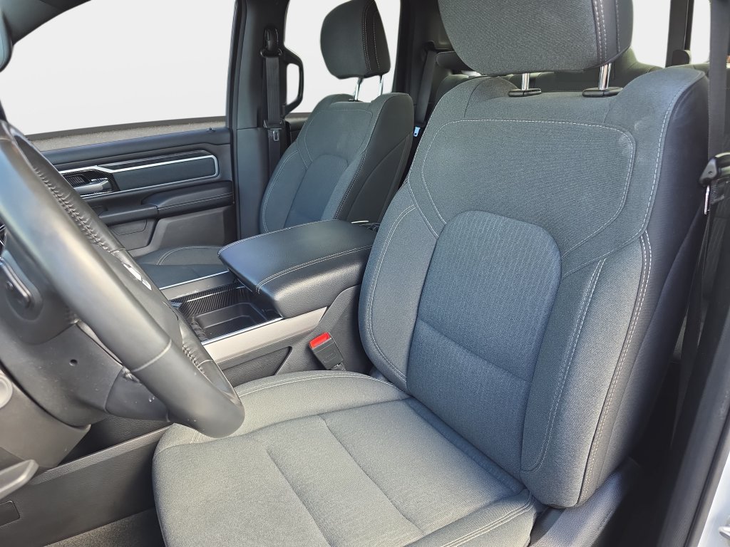 Used 2022 RAM 1500 Big Horn AWD/4WD image 12