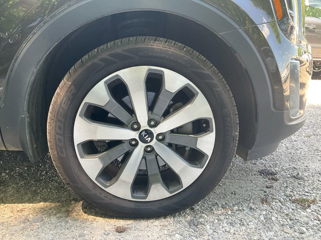 Used 2020 Kia Telluride EX w/ EX Premium Package FWD image 10