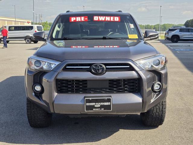 Used 2021 Toyota 4Runner SR5 Premium w/ Moonroof Package RWD image 9