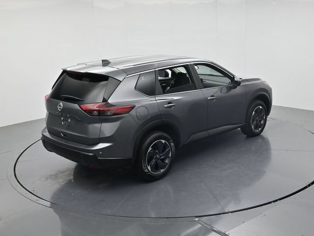Used 2025 Nissan Rogue SV FWD image 40