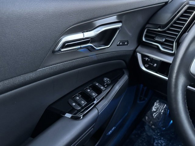 Used 2024 Kia Sportage SX image 37