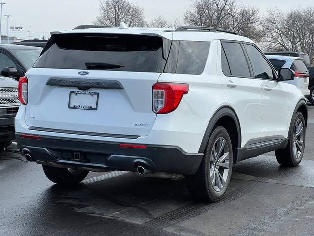 Certified 2023 Ford Explorer XLT w/ Equipment Group 202A image 4