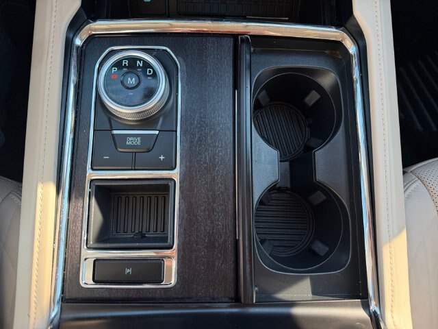 Certified 2024 Ford Expedition Max Platinum RWD image 24