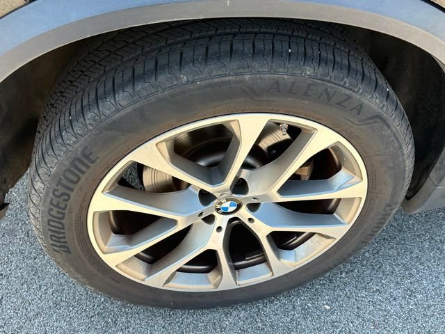 Used 2023 BMW X5 xDrive40i AWD/4WD image 7