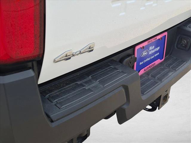 Used 2025 Toyota Tacoma SR AWD/4WD image 12