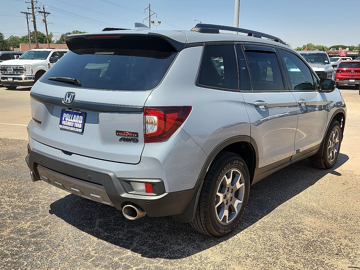 Used 2023 Honda Passport TrailSport image 3