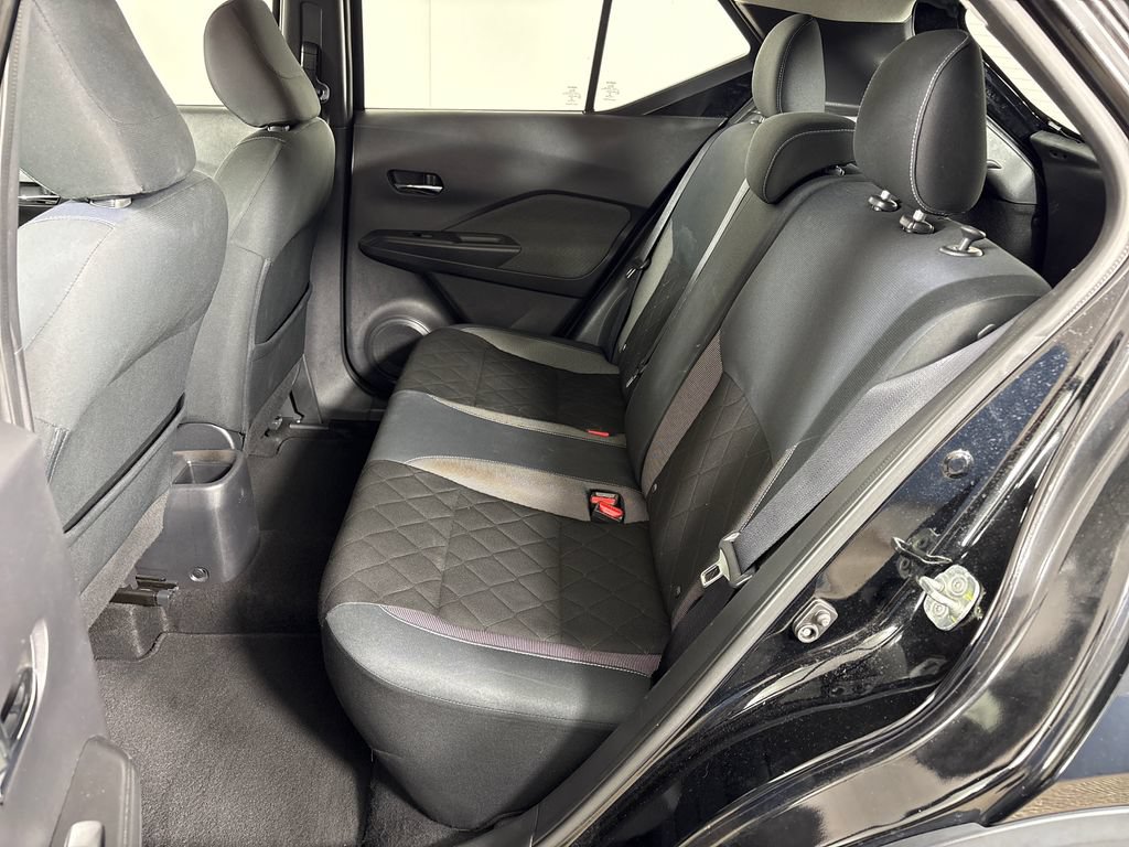 Used 2019 Nissan Kicks SV FWD image 28