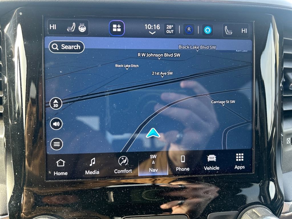 Used 2022 RAM 1500 Laramie w/ Bed Utility Group image 29